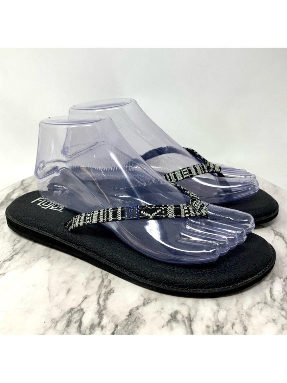 Flojos Olivia Black Flip Flop Sandals 8.5 Summer Casual Comfy Resortwear Sporty